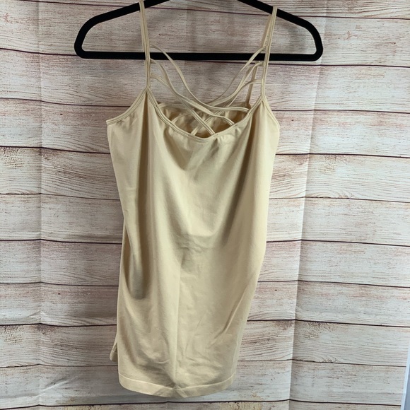 Trio of Zenana Outfitters Stretchy Tank Tops - Picture 4 of 11